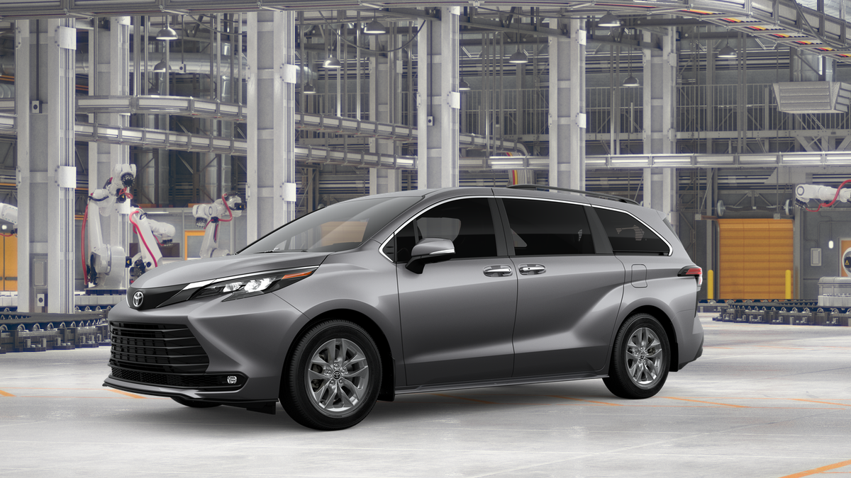 2026 Toyota Sienna — side profile view