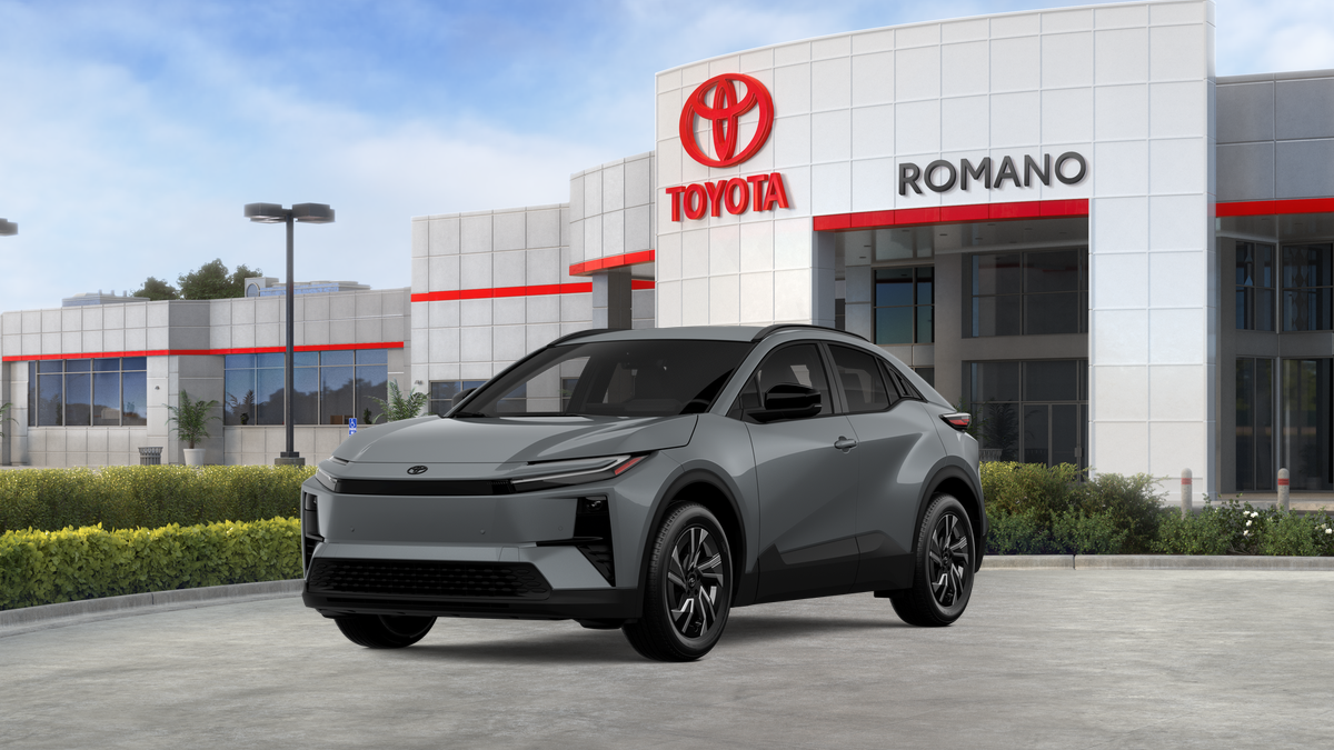 2026 Toyota C-HR SE in Cement — front three-quarter view